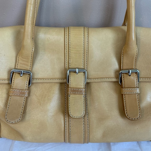 Vintage Fossil Leather Shoulder Bag | Tan with Silvertone Hardware - Picture 8 of 16